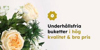Bukett av champagne färgade rosor, vit jasmin och grön tistel.